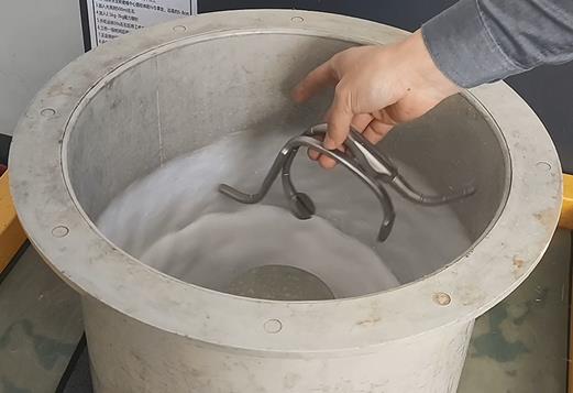 不銹鋼武術(shù)用具刀把樣品